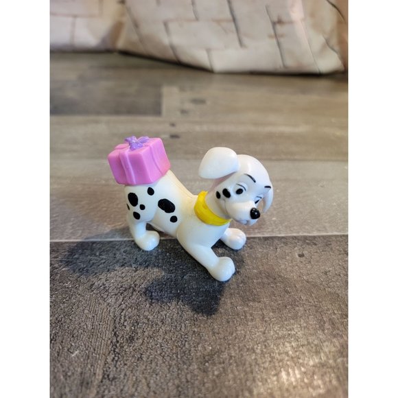 101 Dalmatian dog pink gift box toy figure Disney - Picture 1 of 4